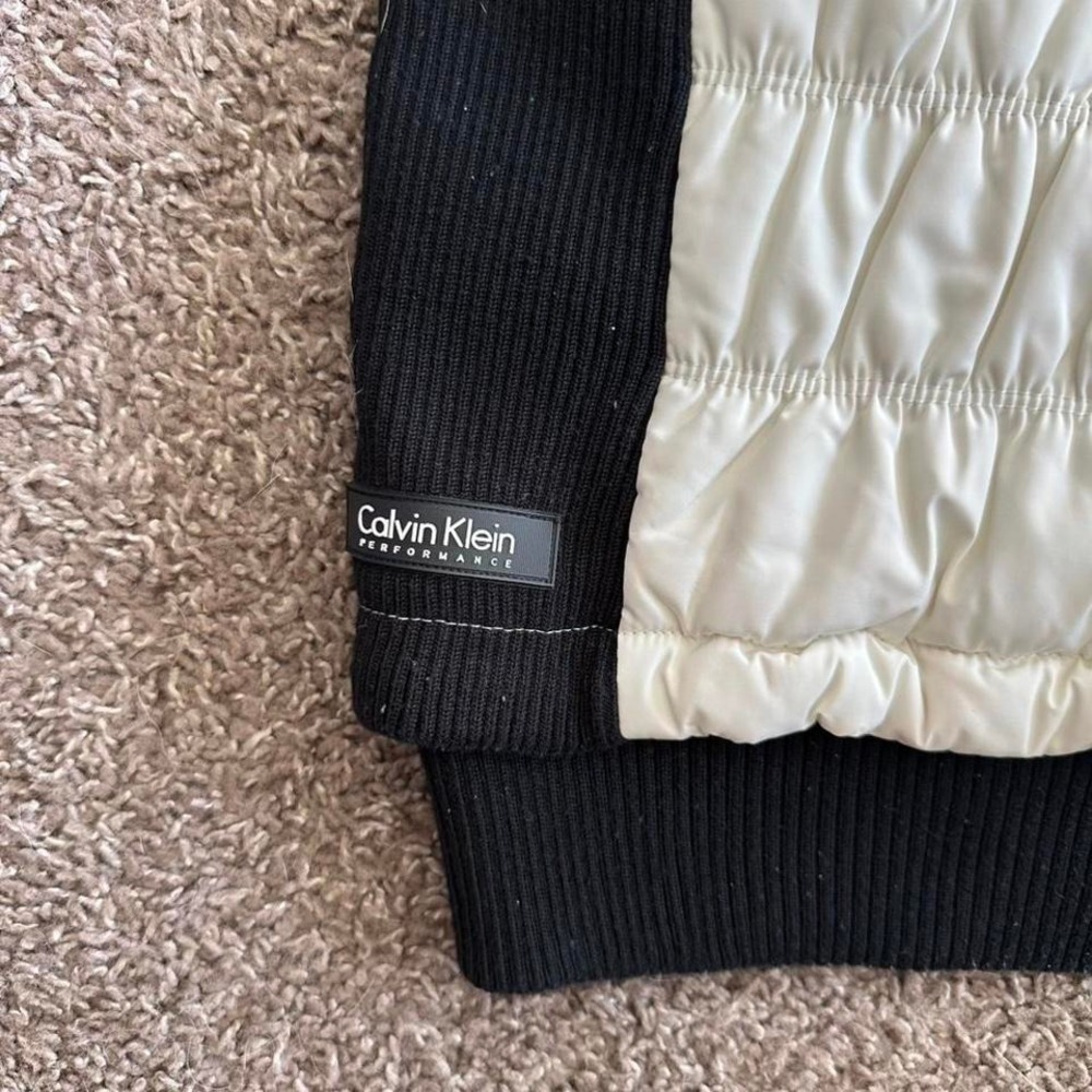 Women's CALVIN KLEIN white/black Puffer Vest, M Premium Down Zip Security Pocket - Picture 8 of 8